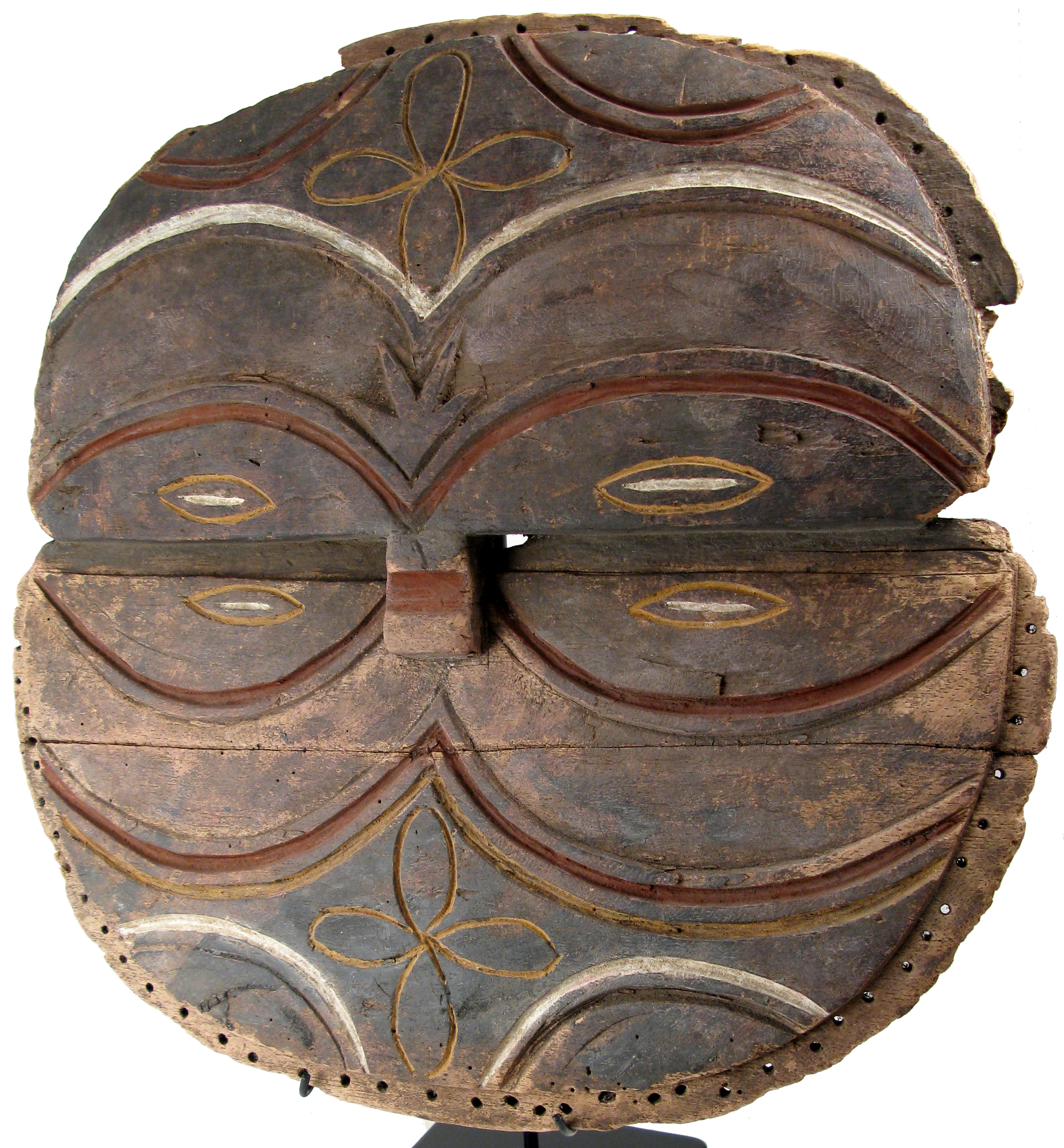 Eski ahşap maske